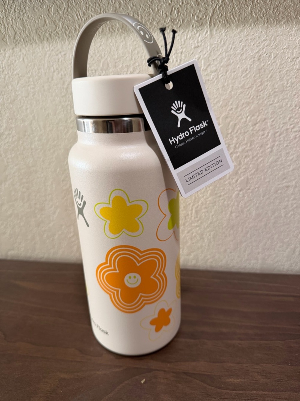 32oz Hydro Flask White Bottle with Orange & Yellow Floral Design - Picture 2 of 3